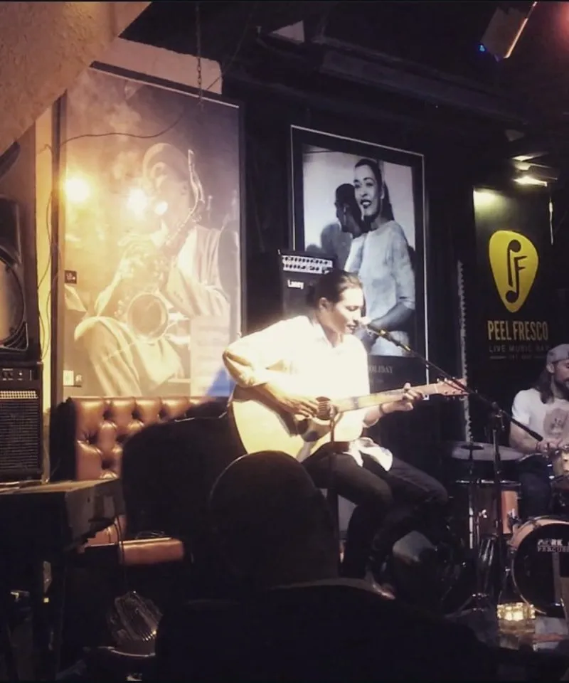 Musikunterricht in Charlottenburg, Berlin – Gitarre · E-Bass · Klavier